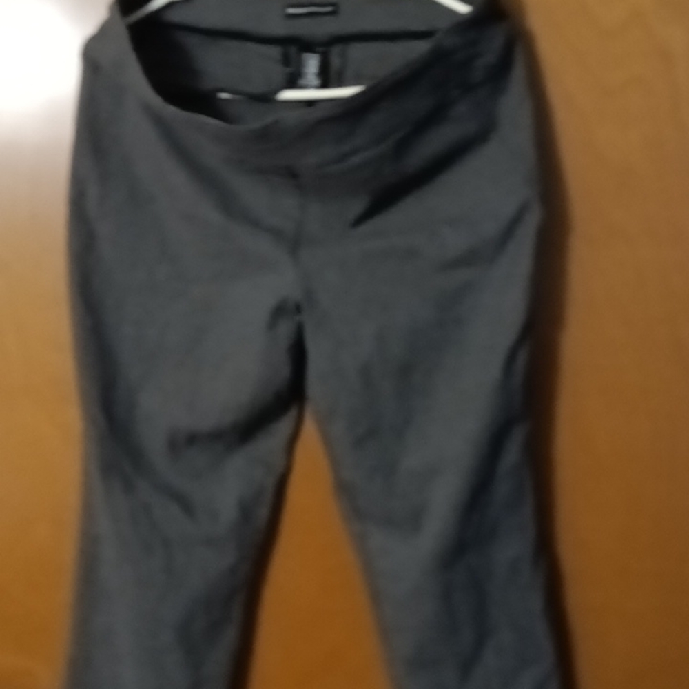 Women pants black and white stretchable